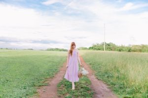 A Memorial Day picnic from menu to tablescape to attire by Lauren Cermak of the Southern Lifestyle Blog, Going For Grace.